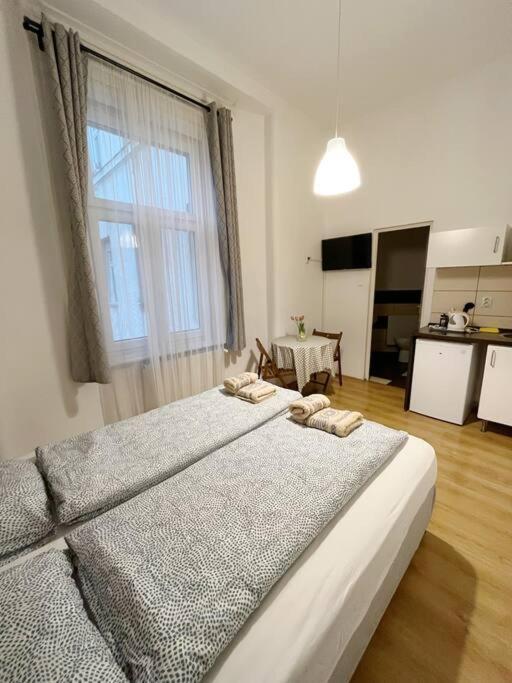 12# Sunflower Cozy Apartment Budapeste Exterior foto