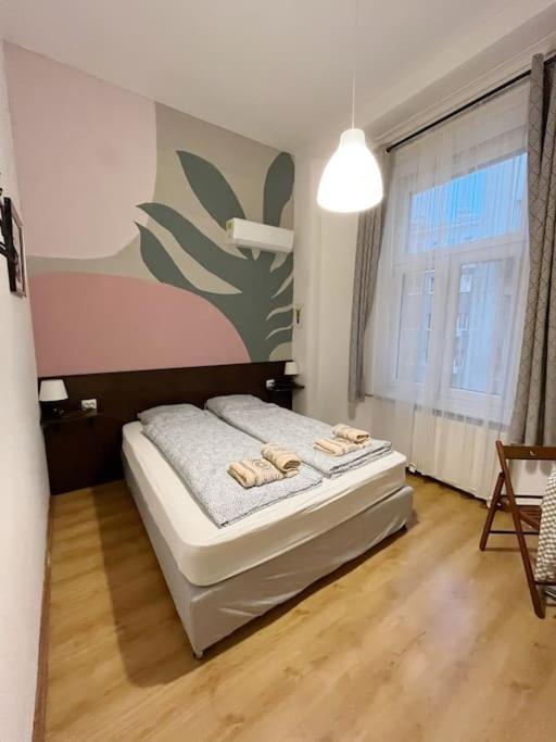 12# Sunflower Cozy Apartment Budapeste Exterior foto